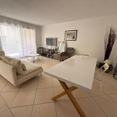 2-bedroom In ,terrace, 4 People, Beaches , Downtown カンヌ
