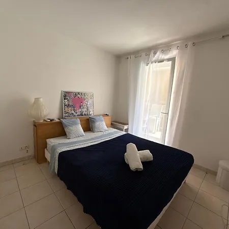 アパート 2-bedroom In ,terrace, 4 People, Beaches , Downtown *